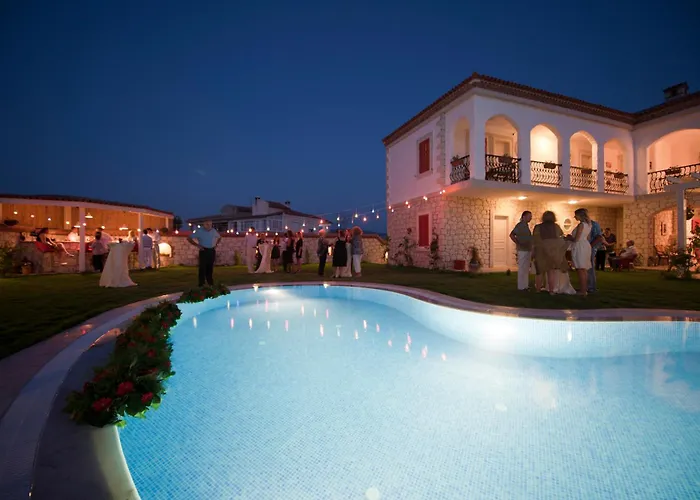 Mercan Koesk ホームステイ アラカティ