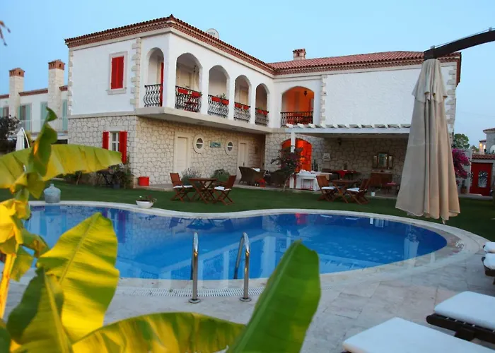 Mercan Koesk アラカティ