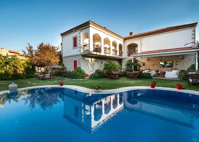 Mercan Koesk ホームステイ アラカティ