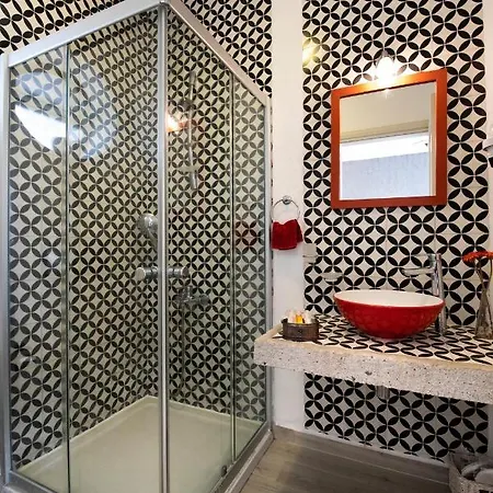 Mercan Koesk Alaçatı